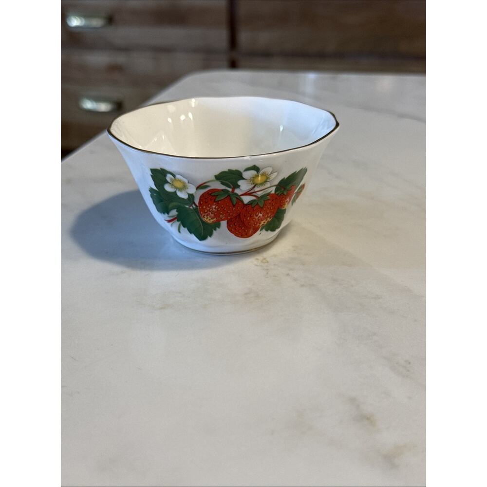 Vintage Royal Grafton Strawberry Sugar Bowl